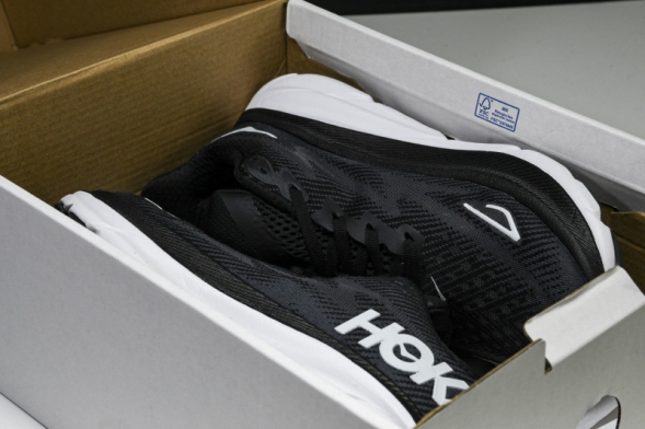 Hoka Clifton 9 1132210 BWHT 