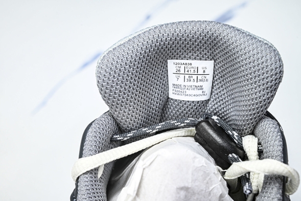 Asics Gel-Cumulus 16 TG 1203A838-020 