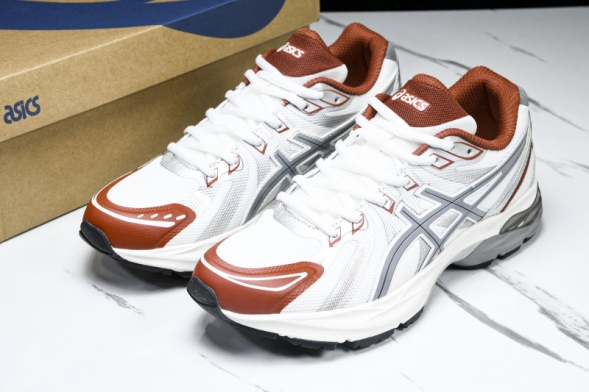 Asics Gel-Flux 4 CN 1011B646-100 