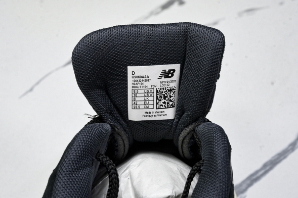 New Balance 9060 U9060AAA 