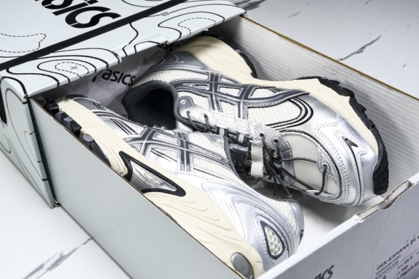 Asics Gel-Kahana TR V4 1203A497-200 