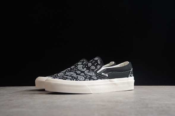 Vans Slip-On VN000EYEBPJ 