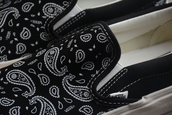 Vans Slip-On VN000EYEBPJ 