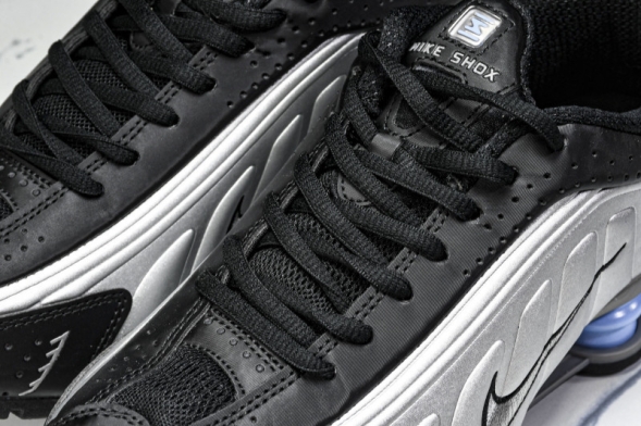 Nike Shox R4 CW2626 004 