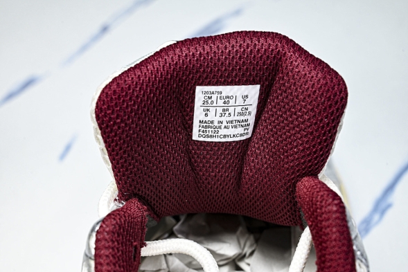 Asics Gel-Kayano 12.1 x Ronnie Fieg 1203A759-102 