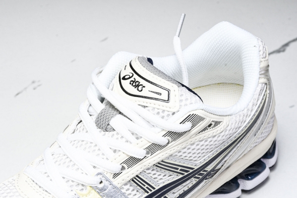 Asics Gel-Kayano 14 1201A056-109 