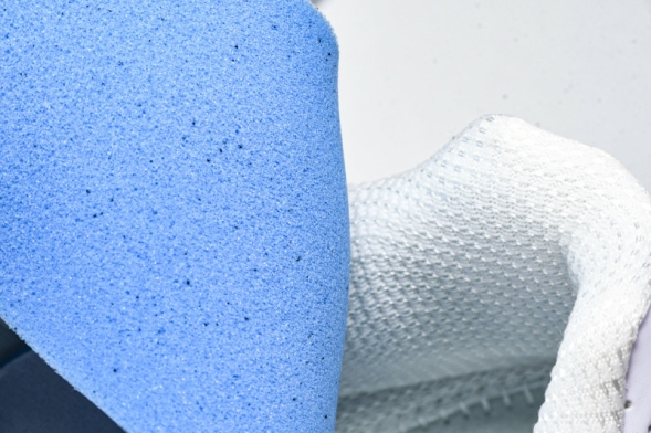 Nike Shox R4 AR3565-103 