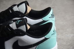 Nike Air Jordan 1 low DD9315-114