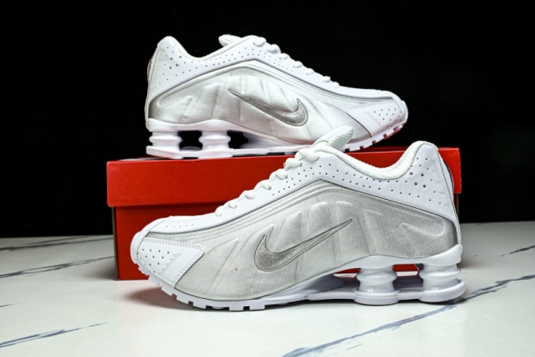 Nike Shox R4 AR3565-101 