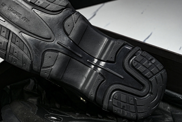 Raf Simons Cylon-21 HR740003S 