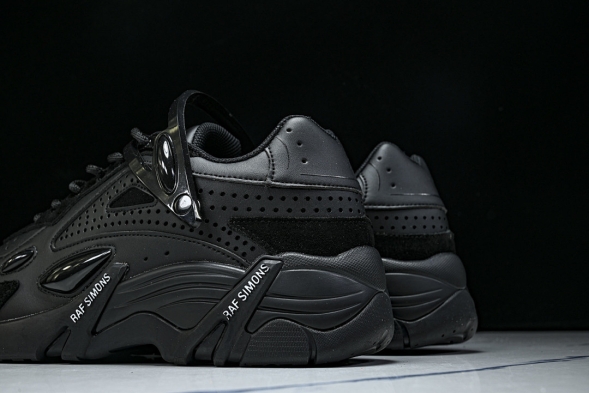 Raf Simons Cylon-21 HR740003S 