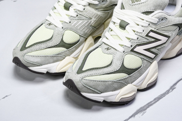 New Balance 9060 U9060EEC 