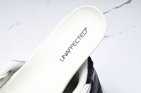 Asics Gel-Kayano 14 1201A922-100 