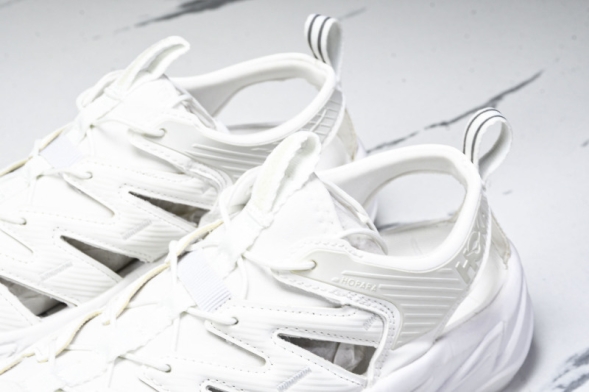 Hoka Hopara 1123112 WHWH 