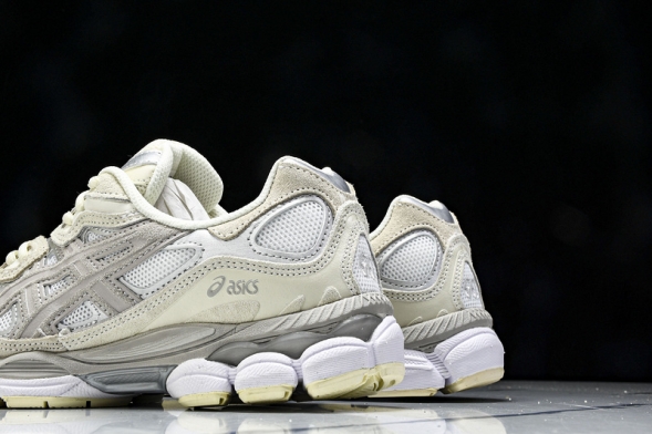 Asics Gel-NYC 1201A789-105 