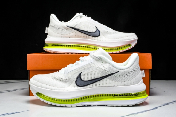 Nike Air Zoom Pegasus Premium HQ2592 100 