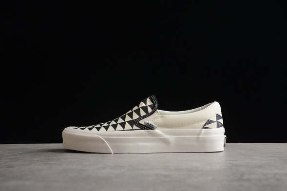 Vans Slip-On x Pilgrim 2.0 VN0A45JKDC8 