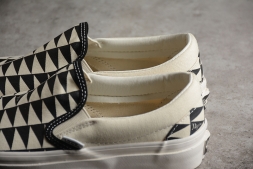 Vans Slip-On x Pilgrim 2.0 VN0A45JKDC8