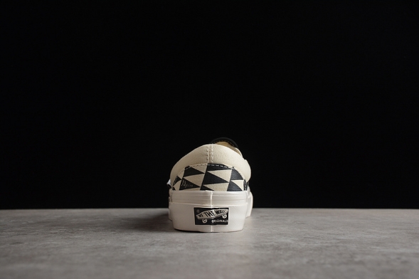 Vans Slip-On x Pilgrim 2.0 VN0A45JKDC8 