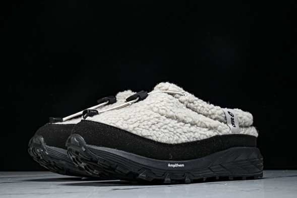 Asics Gel-Sonoma WT Teddy Fur 1203B036-020  