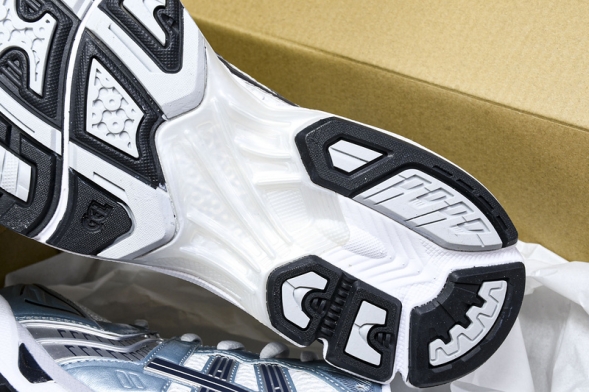 Asics Gel-Kayano 14 1203A537-106 