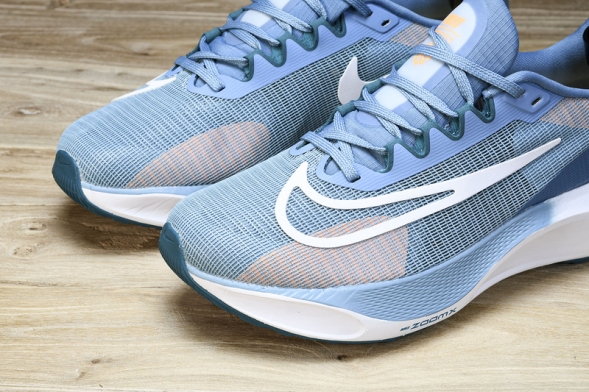 Nike Zoom Fly 5 DM8968 400 