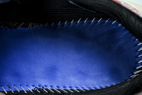 Asics Novablast 4 1012B654-250 