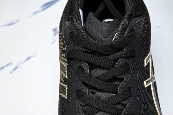 Asics Novablast 4 1011B924-001 