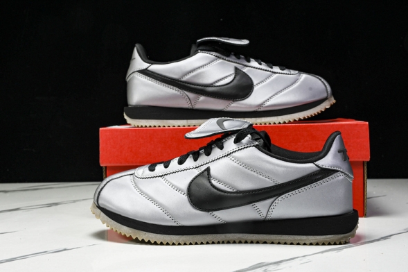 Nike Cortez Classic HQ3490 099 