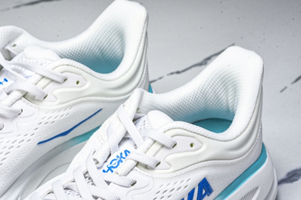 Hoka One One Clifton 10 Low 1162011 WKB 