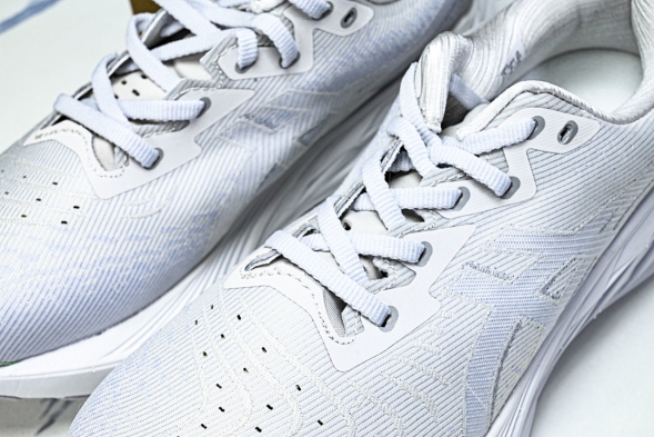 Asics Novablast 4 1012B722-100 