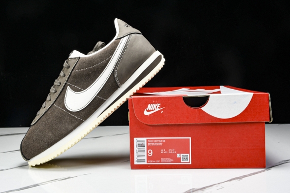 Nike Cortez Classic FQ8144-237 
