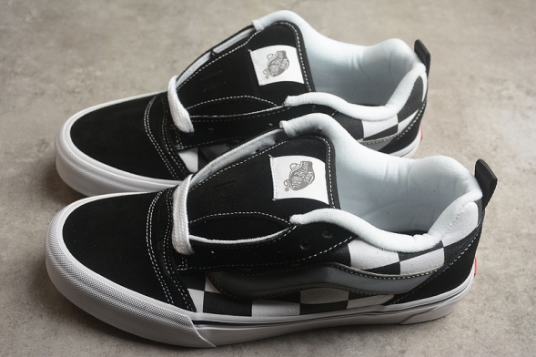 Vans Knu Skool VN0009QCCJJ 