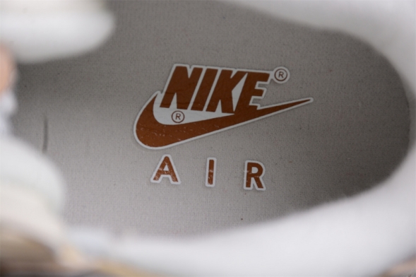 Nike Air More Uptempo 96 QS DX1939-100 