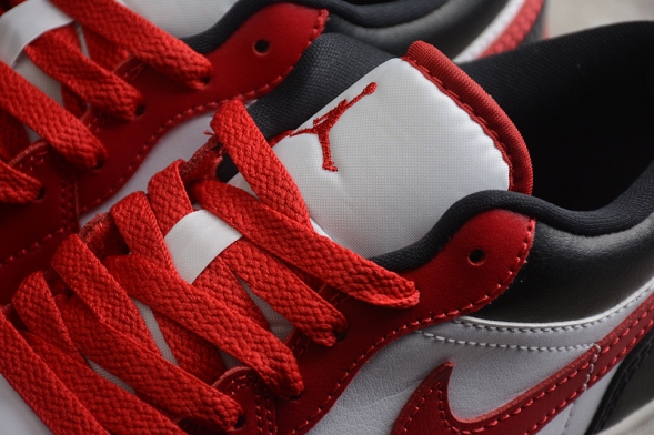 Nike Air Jordan 1 low DC0774-160  