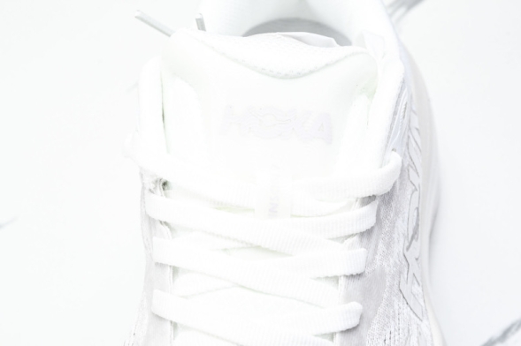 Hoka Stinson 7 1141530 WWH 