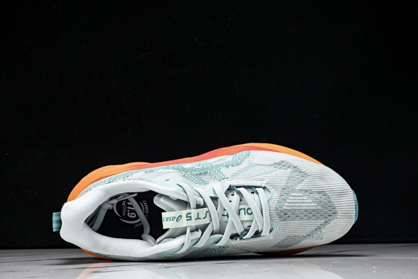 Asics Novablast 5 1011B974-400 