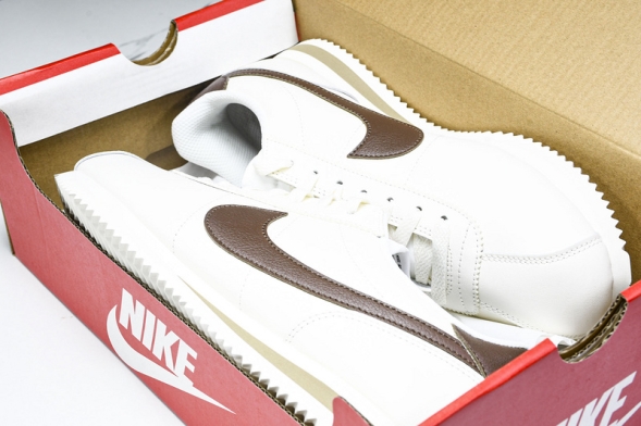 Nike Cortez Classic DN1791-104 