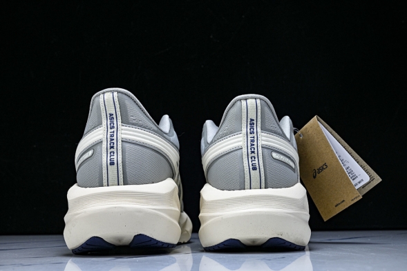 Asics Novablast 5 1011B974-031 