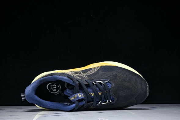 Asics Novablast 5 1011B974-402 