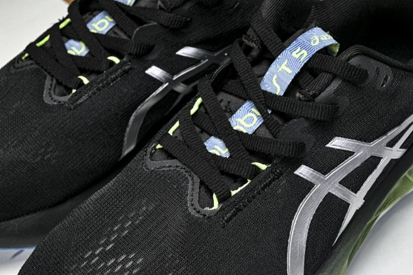 Asics Novablast 5 1011C031-001 