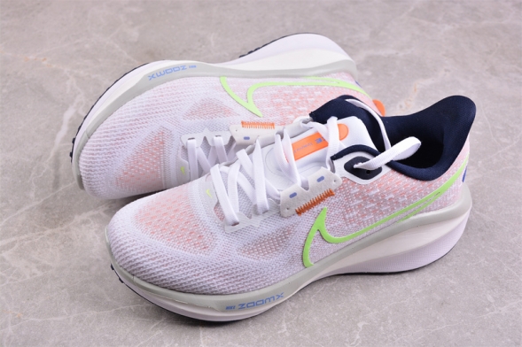 Nike Air Zoom Vomero 17 FB8502-100 