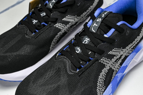 Asics Novablast 5 1011B974-001 