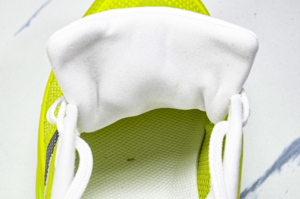 Nike Air Zoom Vomero Premium H02050 558 