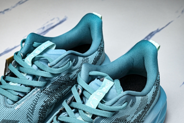 Asics Novablast 5 1011B974-401 