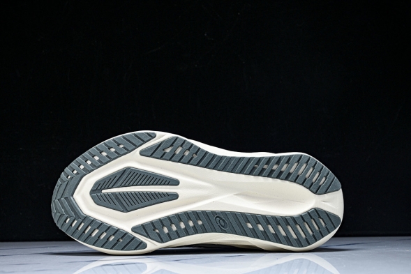 Asics Novablast 5 1011C027-400  