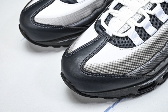 Nike Air Max 95 II7404-100 