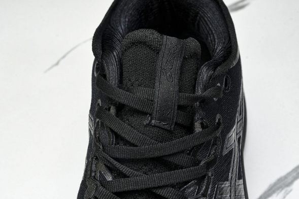 Asics Gel-Nimbus 27 1012B753 