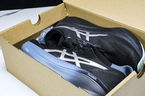 Asics Gel-Nimbus 27 1011C093-001 