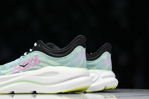 HOKA Bondi 9 1162012 BTF 